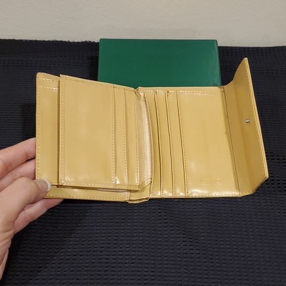 Wallet - Picture 3 of 4